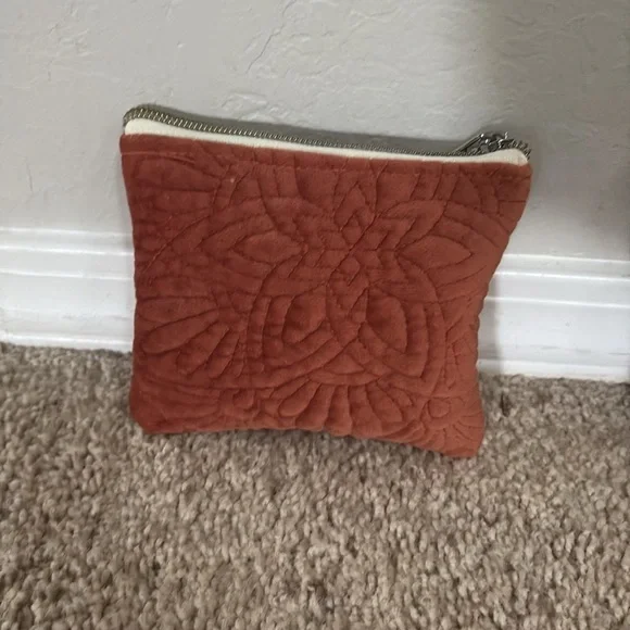 Set of Quilted Velvet Terracotta Pouches 4 Total - Picture 2 of 14